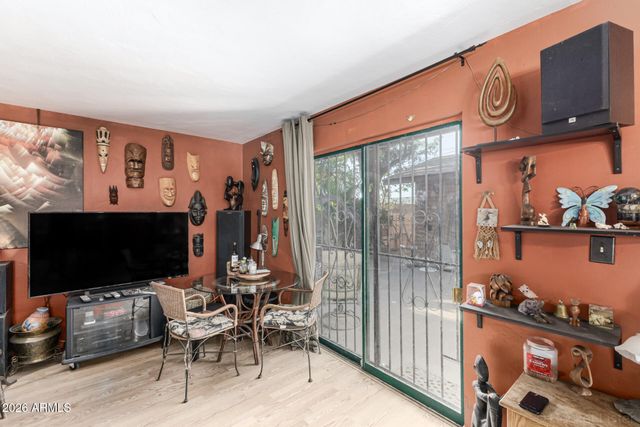 1032 W 6TH Place, Mesa, AZ 85201