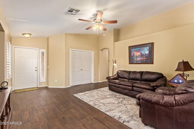 174 W DEL RIO Street, Gilbert, AZ 85233