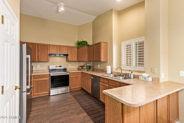 174 W DEL RIO Street, Gilbert, AZ 85233