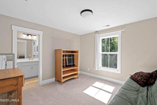 4 Tug Boat Lane, Beaufort, SC 29907