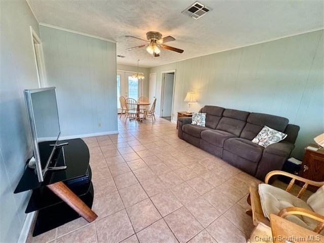 1201 Texas Street, Sulphur, LA 70663