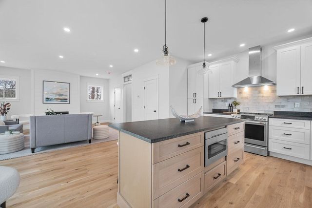 48 Beach Road C, Salisbury, MA 01952