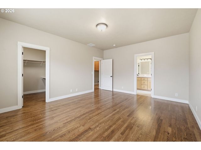 1264 S 41ST Pl, Springfield, OR 97478