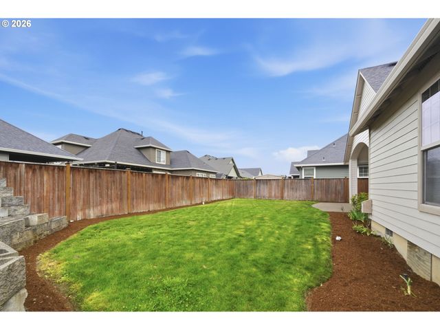 1264 S 41ST Pl, Springfield, OR 97478