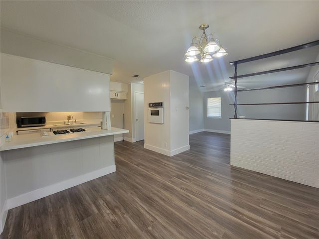 829 E Mustang Street, Crowley, TX 76036