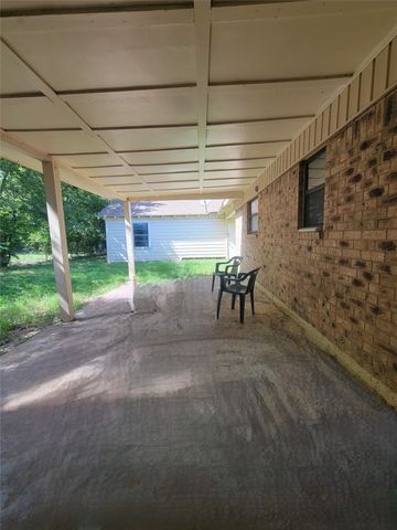 829 E Mustang Street, Crowley, TX 76036