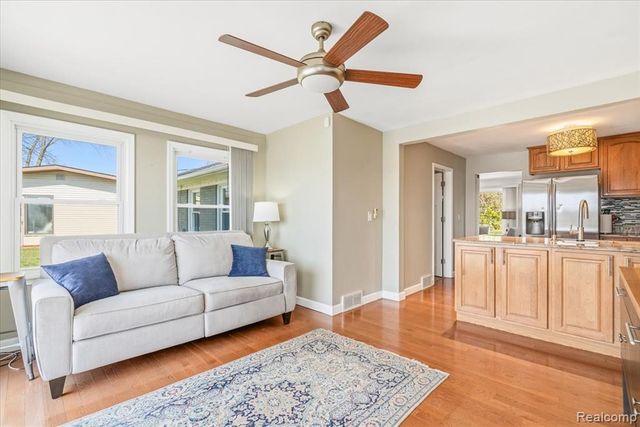 47969 Merle Court, Belleville, MI 48111