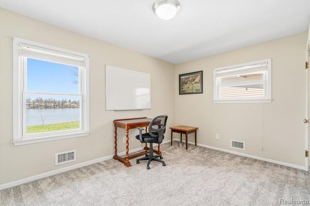 47969 Merle Court, Belleville, MI 48111