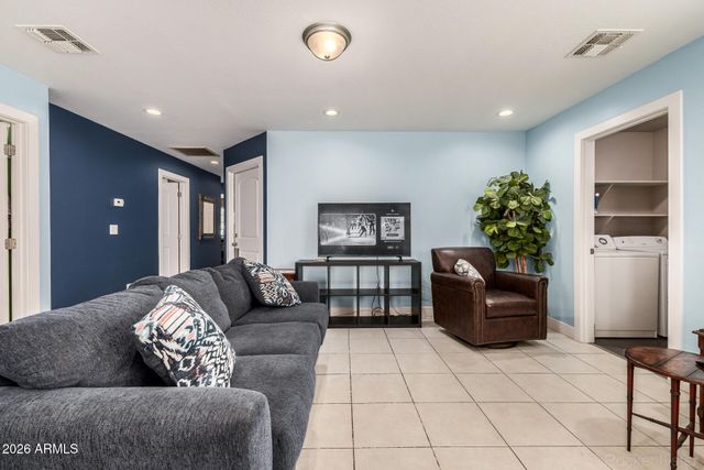 438 N 63RD Lane, Phoenix, AZ 85043