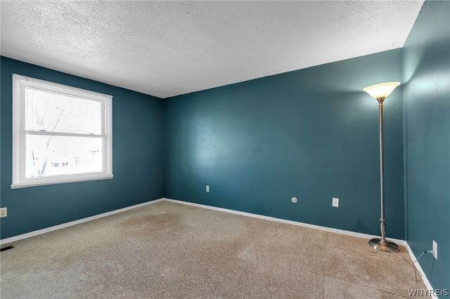 409 Tracey Lane, Grand Island, NY 14072