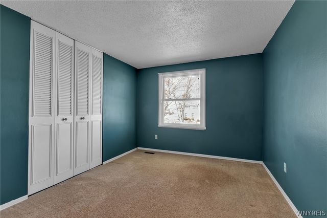 409 Tracey Lane, Grand Island, NY 14072