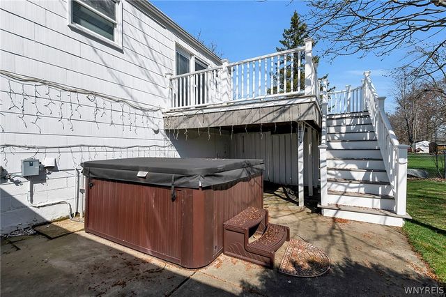 409 Tracey Lane, Grand Island, NY 14072