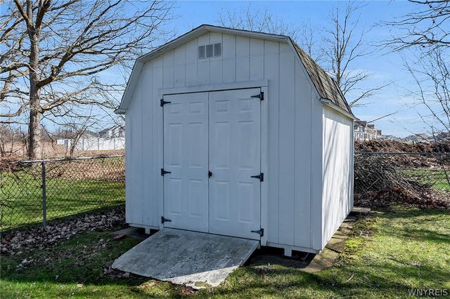 409 Tracey Lane, Grand Island, NY 14072