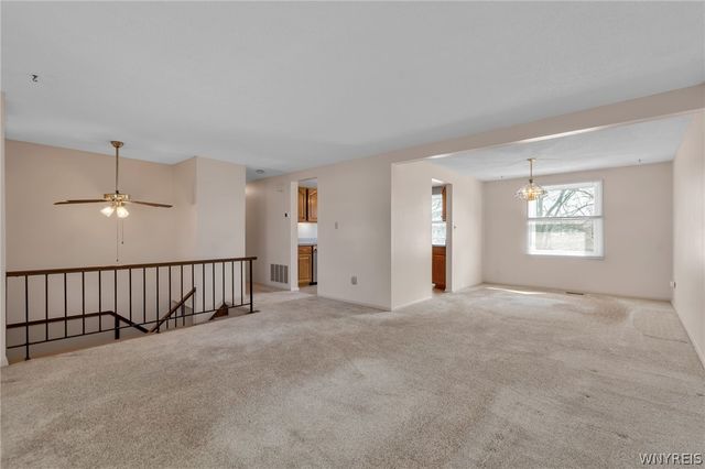 409 Tracey Lane, Grand Island, NY 14072