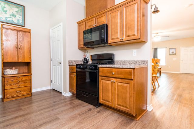 8616 Jones Road, Texas City, TX 77591