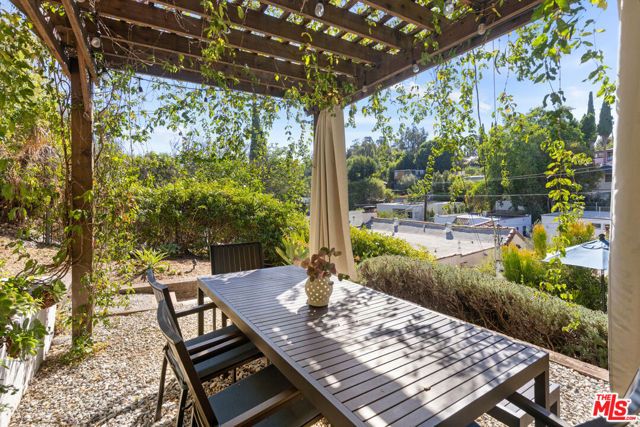 3117 Berkeley Avenue, Los Angeles, CA 90026