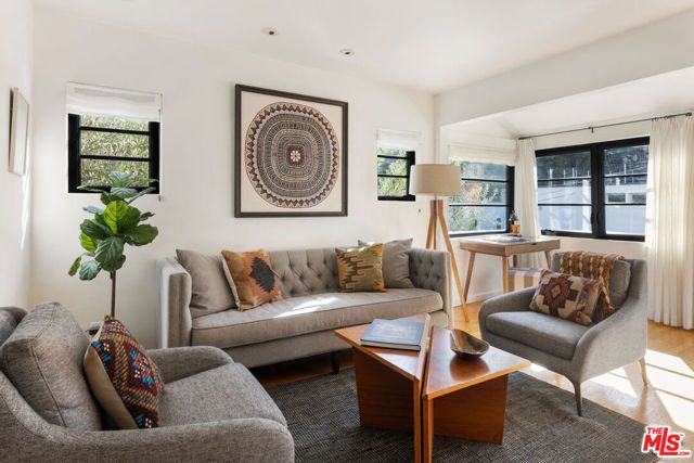 3117 Berkeley Avenue, Los Angeles, CA 90026