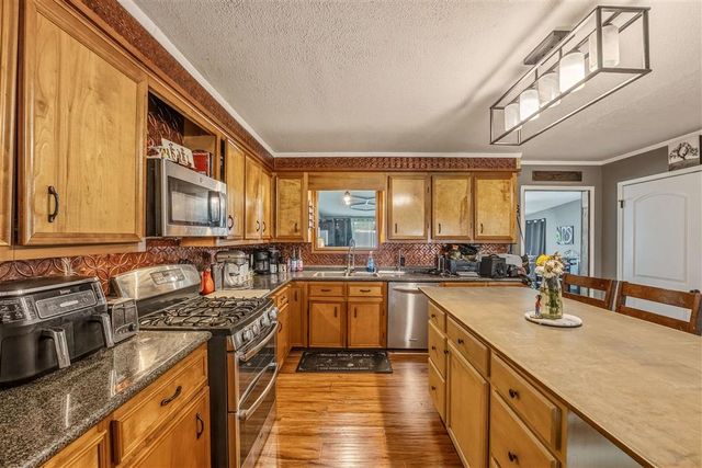 1035 Shady Lane, Westlake, LA 70669