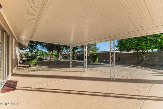 9341 W BRIARWOOD Circle N, Sun City, AZ 85351