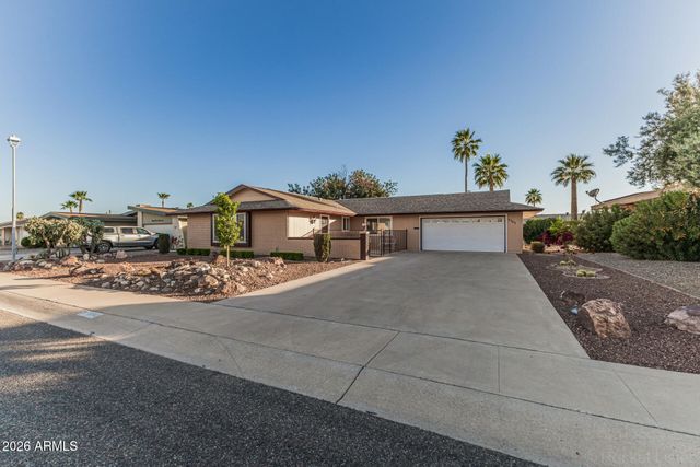 9341 W BRIARWOOD Circle N, Sun City, AZ 85351