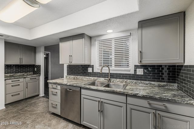 9341 W BRIARWOOD Circle N, Sun City, AZ 85351