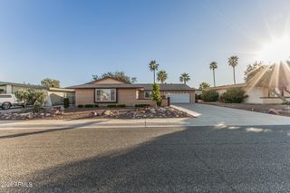 9341 W BRIARWOOD Circle N, Sun City, AZ 85351