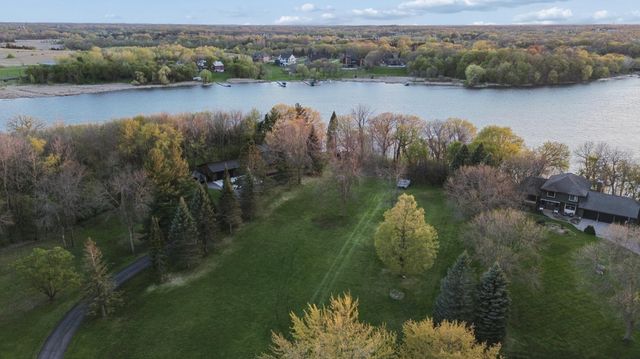 5125 Fern Drive, Loretto, MN 55357