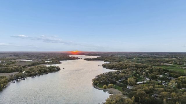 5125 Fern Drive, Loretto, MN 55357