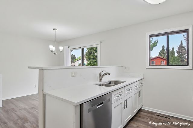 213 Windridge Drive, Mchenry, IL 60050