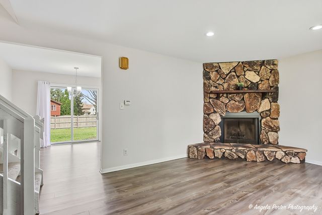 213 Windridge Drive, Mchenry, IL 60050