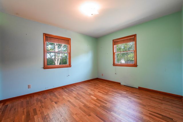 1305 W Park Ave, El Dorado, KS 67042