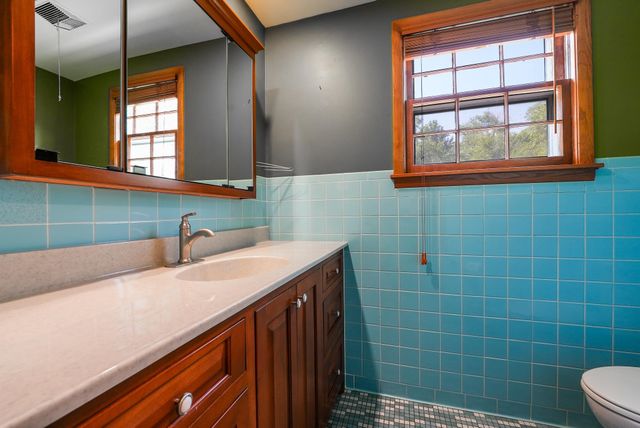1305 W Park Ave, El Dorado, KS 67042