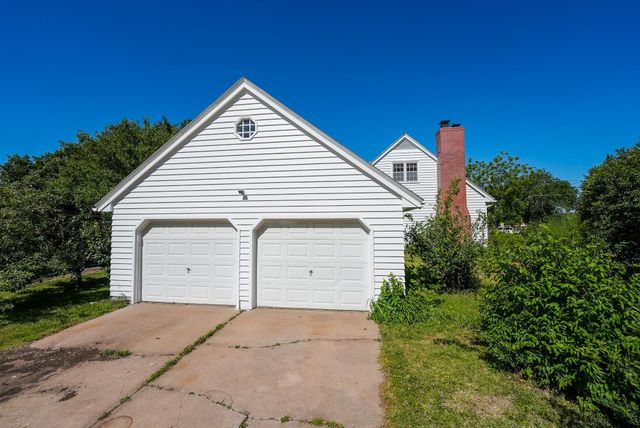 1305 W Park Ave, El Dorado, KS 67042