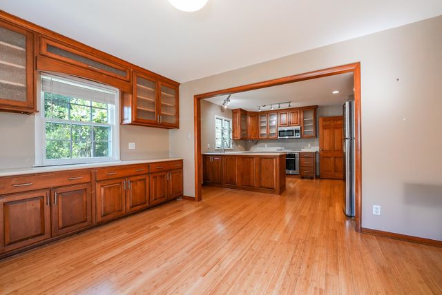 1305 W Park Ave, El Dorado, KS 67042