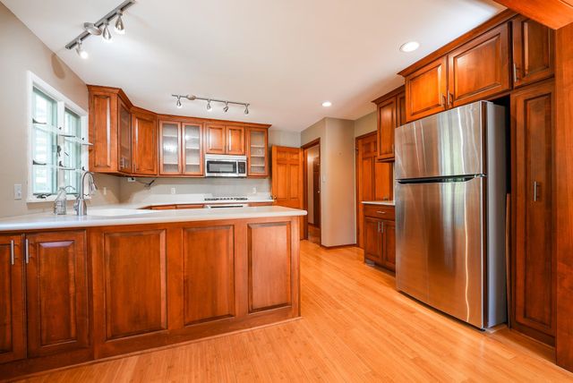 1305 W Park Ave, El Dorado, KS 67042