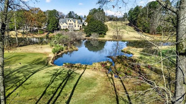 450 Birkdale Drive, Fayetteville, GA 30215