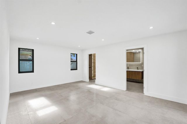 4920 Sarazen Drive, Hollywood, FL 33021