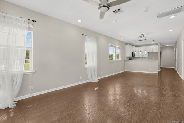 1115 W KINGS HWY, San Antonio, TX 78201