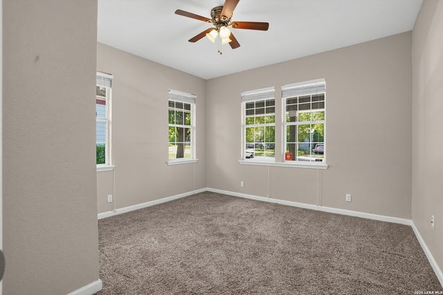 1115 W KINGS HWY, San Antonio, TX 78201