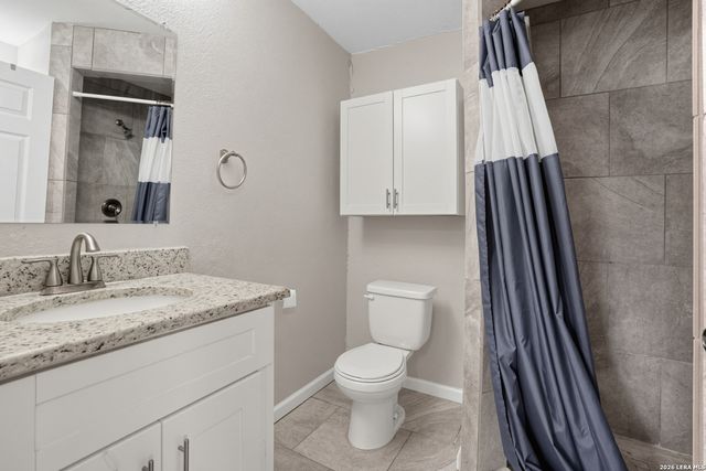 1115 W KINGS HWY, San Antonio, TX 78201