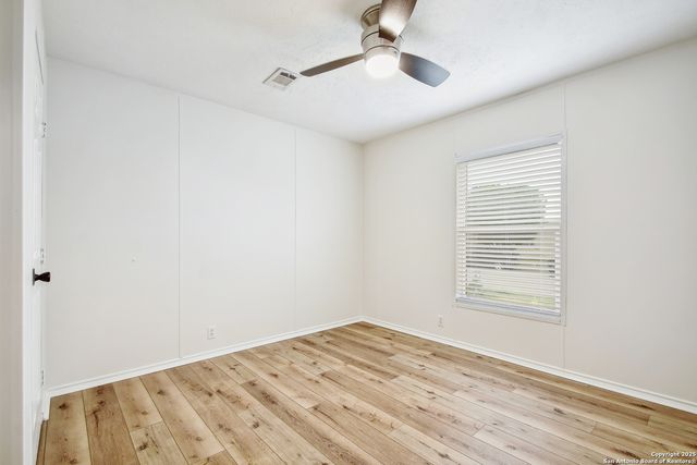 525 Gatewood Cir, New Braunfels, TX 78130