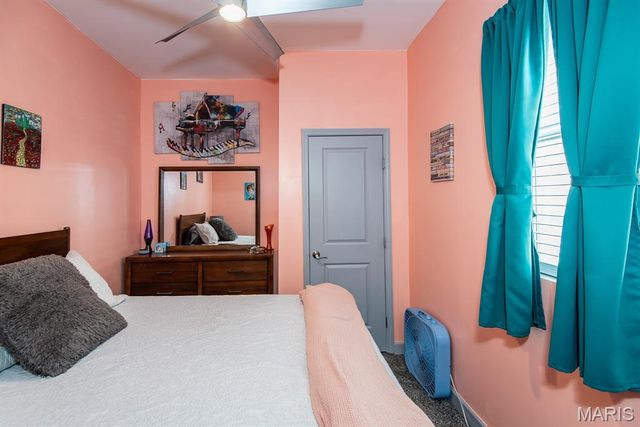 4157 Osceola Street, St Louis, MO 63116