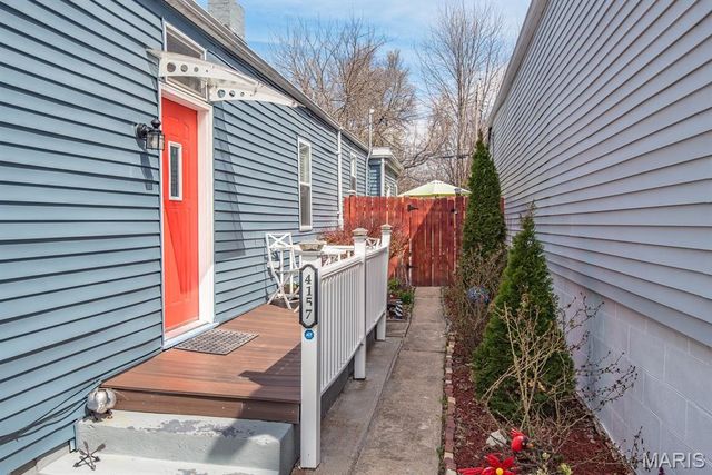 4157 Osceola Street, St Louis, MO 63116