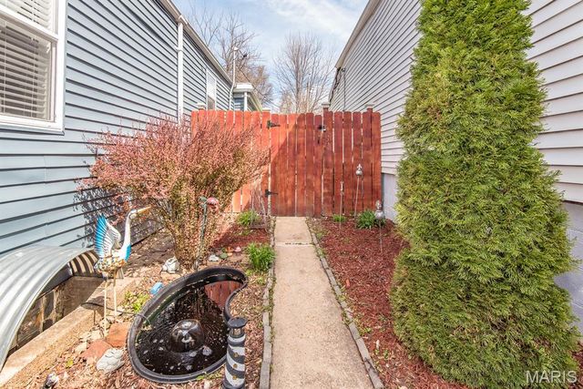 4157 Osceola Street, St Louis, MO 63116