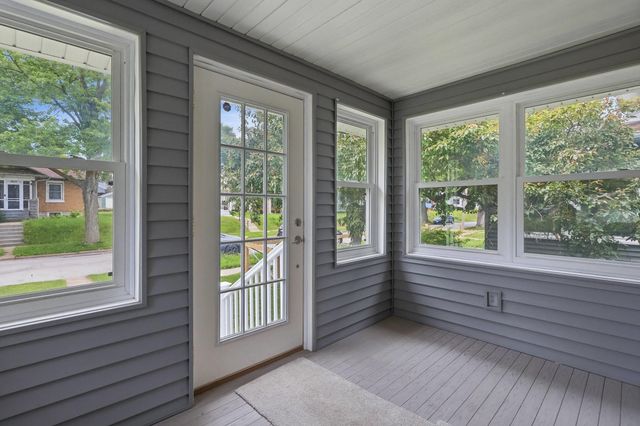 1608 Elm Street, Davenport, IA 52803