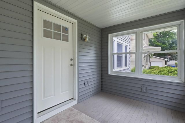 1608 Elm Street, Davenport, IA 52803
