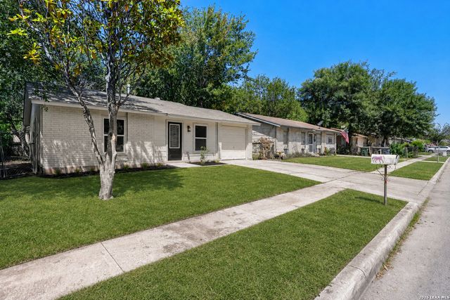 851 Walnut Park St, San Antonio, TX 78227
