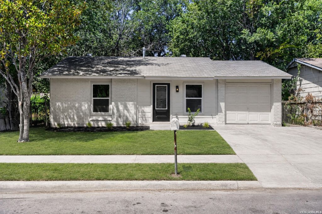 851 Walnut Park St, San Antonio, TX 78227