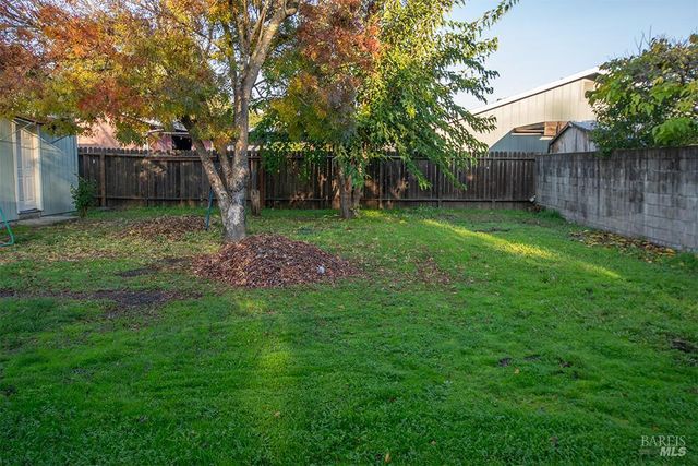 19191 Arnold Dr, Sonoma, CA 95476