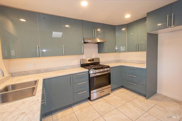 19191 Arnold Dr, Sonoma, CA 95476